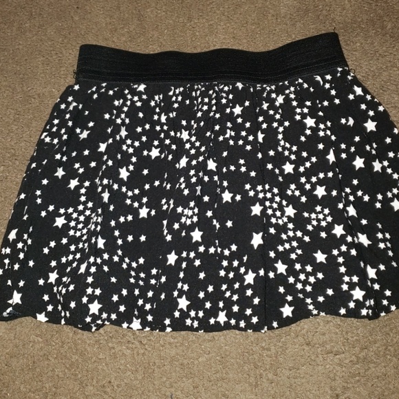 Faded Glory Other - Black and white star skort